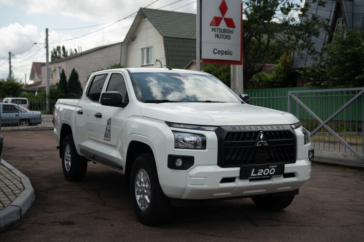 Новий L 200 2025 Invite• 2.4 DI-D MT (204 к.с.) 4WD