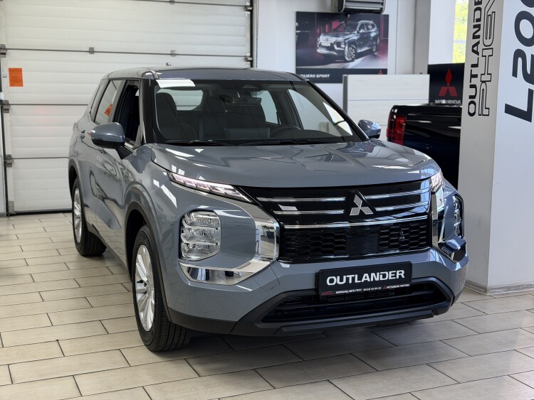 Новий Outlander 2.5 MiVEC CVT Business