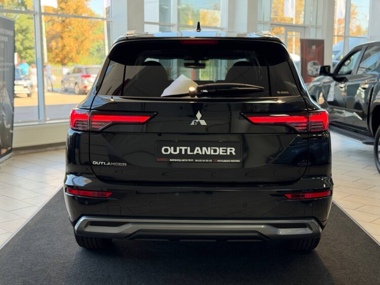 OutlanderUltimate 2.5 CVT
